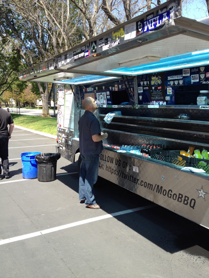 Steven Tanner Eats MoGo, Too